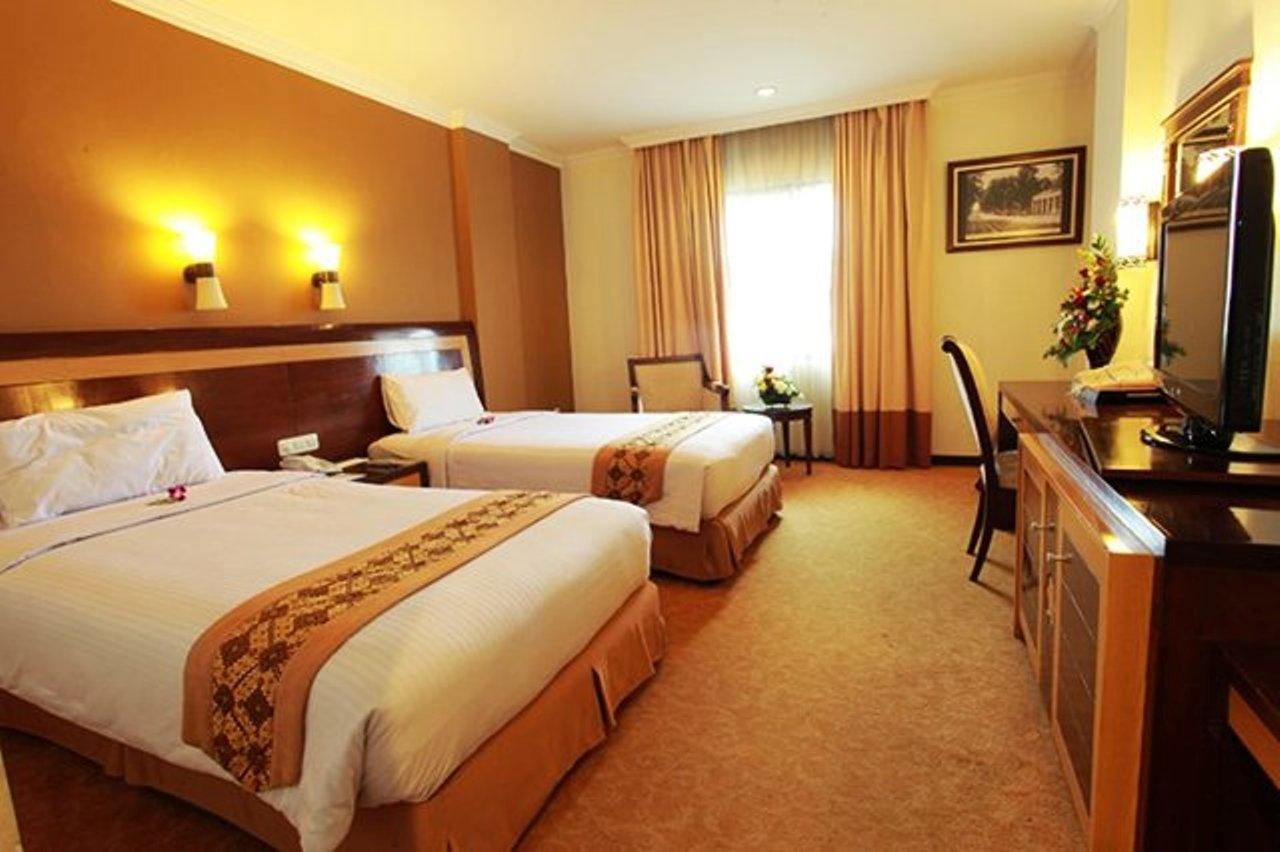 Semesta Heritage Hotel & Convention Semarang Exteriér fotografie